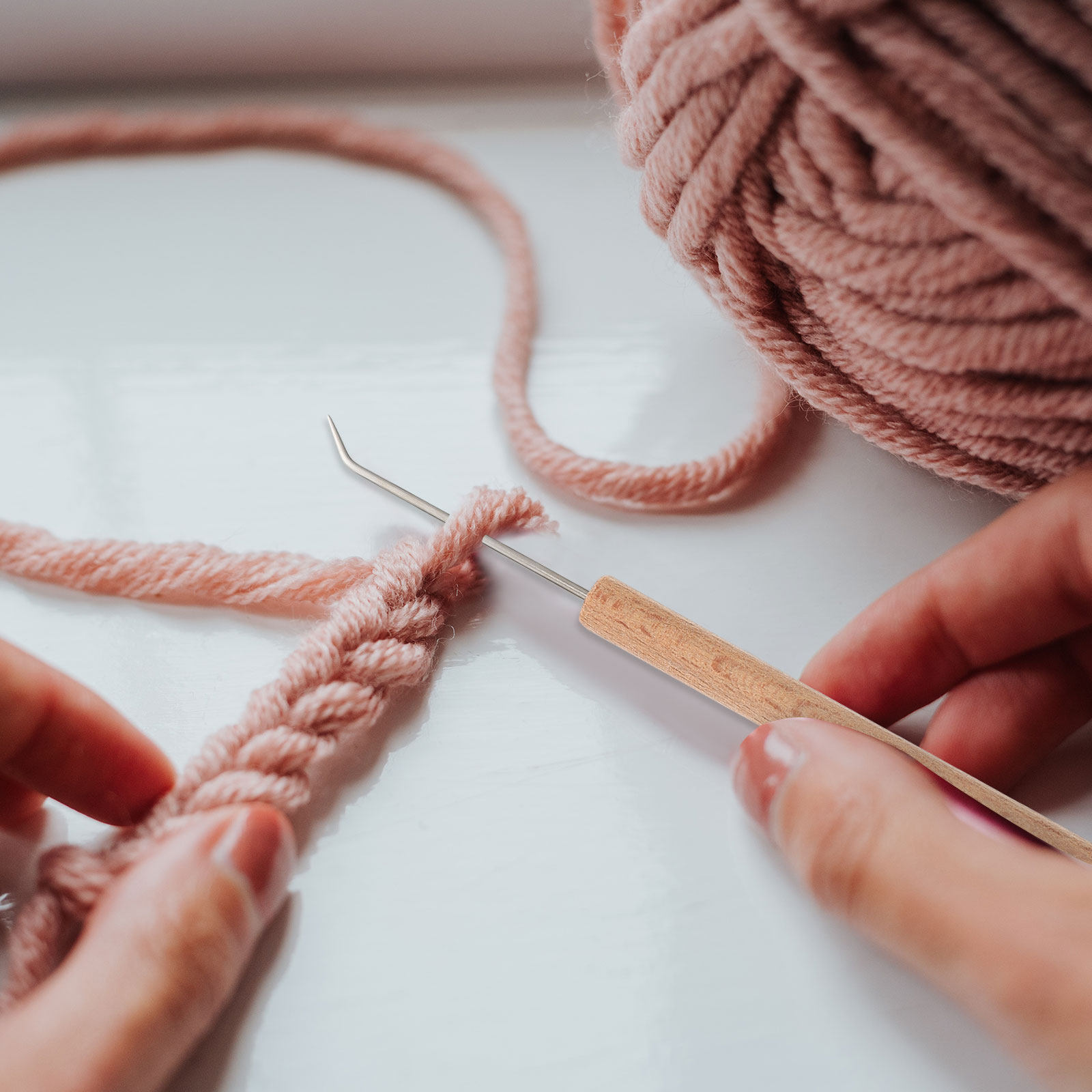 Wooden Crochet Hooks Ergonomic Handle - 1 sztuka – ergonomiczne szydełko z